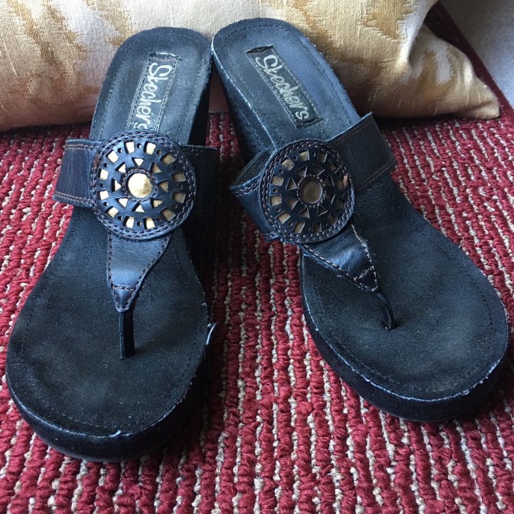 Sketchers sandals